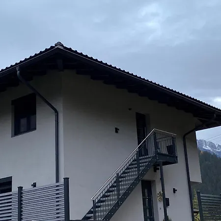 Apart-lena Apartman